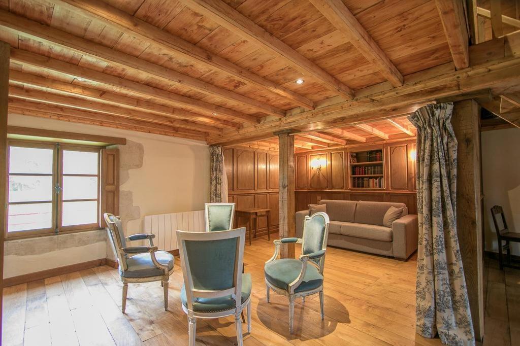 Saint-Martin-des-Entrées Manoir De Damignyヴィラ エクステリア 写真